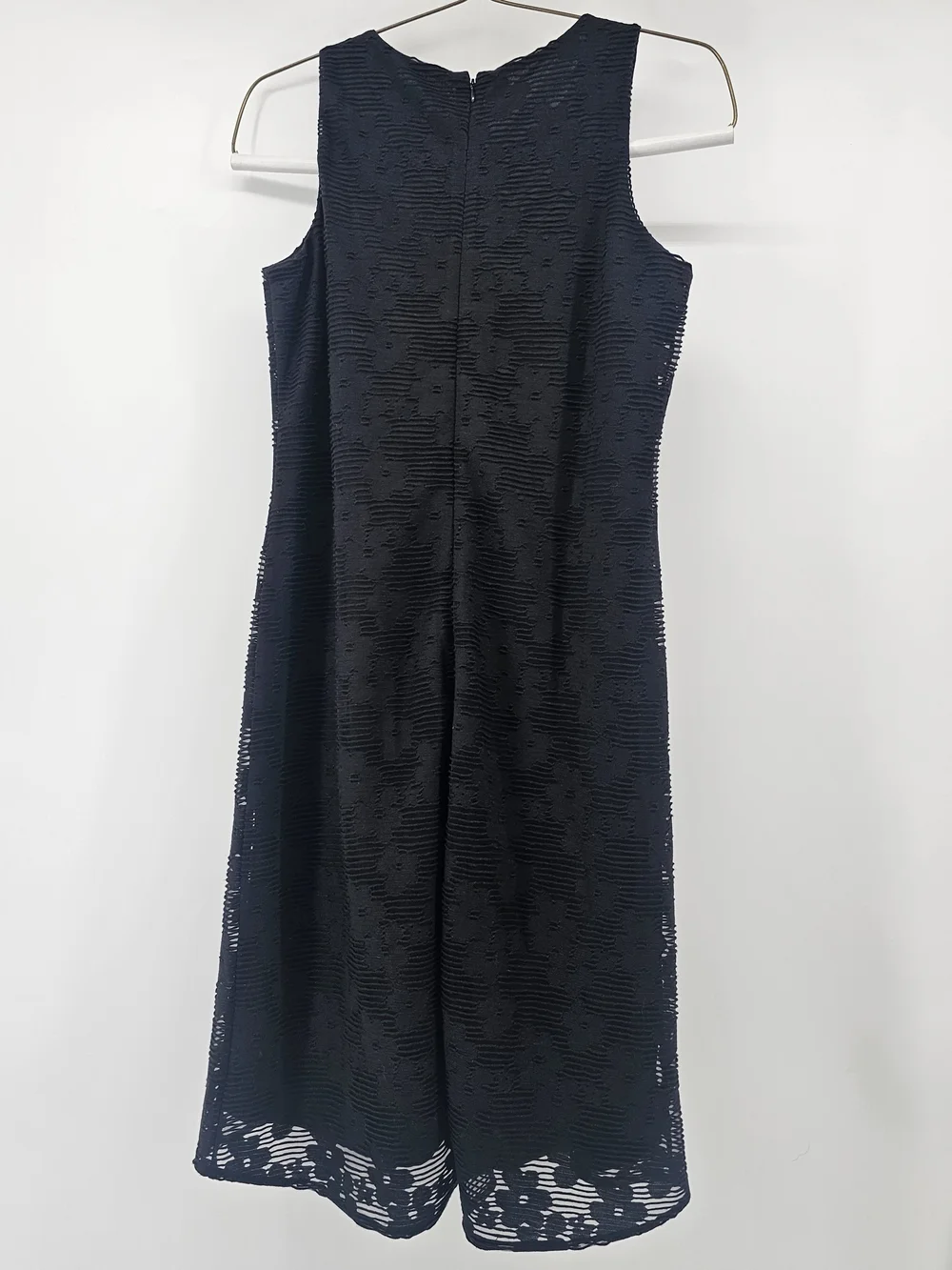 Nine West Black Sleeveless Textured Lace Overlay Midi‎ Dress Size 4
